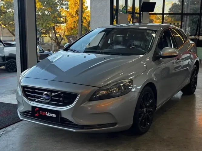 Volvo V40 T-4 2.0 Aut./mec. 2015