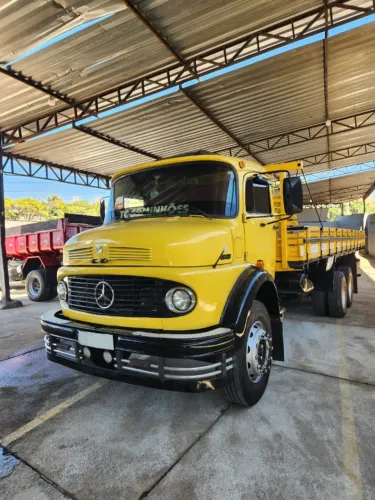 M. BENZ 1313 TRUCK 6X2 CARROCERIA |  1977/1977