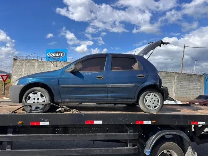 Celta 2002 - Chevrolet -  Sucata para Retirada de Peças