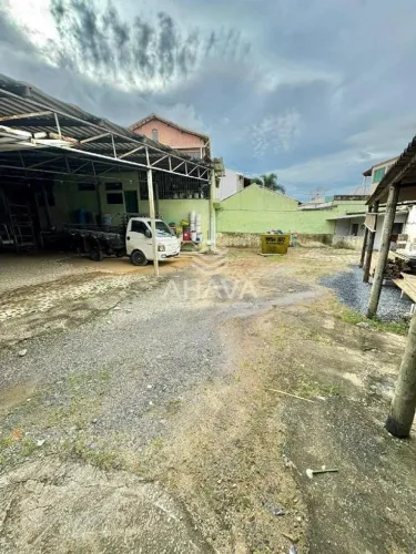 Lote/Galpão à Venda,390m², Bairro Dona Clara próximo a Avenida Sebastião de Brito
