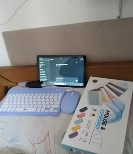 Teclado + mouse via Bluetooth