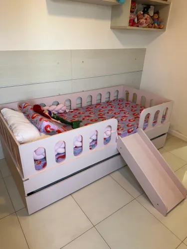 Bicama Montessori Infantil - Linda e Conservada
