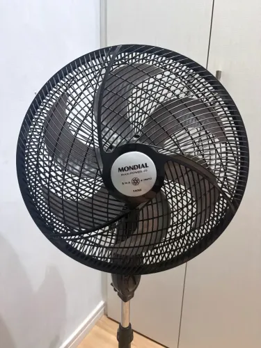 Ventilador de coluna 6 pas Mondial