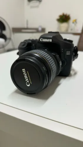 Vendo máquina fotográfica cânon eos 50d
