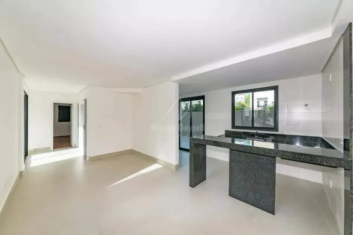 Apartamento com área privativa, 2 quartos (2 suítes) no bairro Barroca