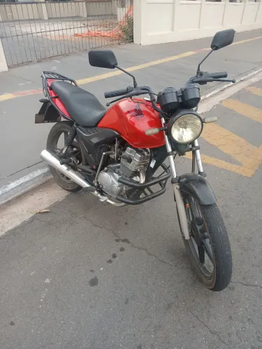 Para vender rápido 6.000mil a vista moto ok posso ouvir proposta menor valor