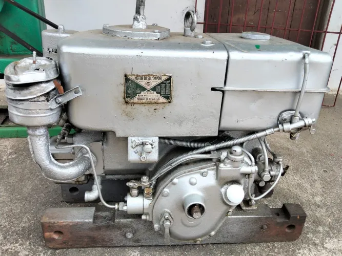 Motor a Diesel Yanmar 10 CV (Tipo NB10) - Excelente Estado
