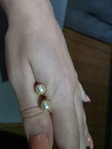 Brinco Pequeno Dourado Pérola