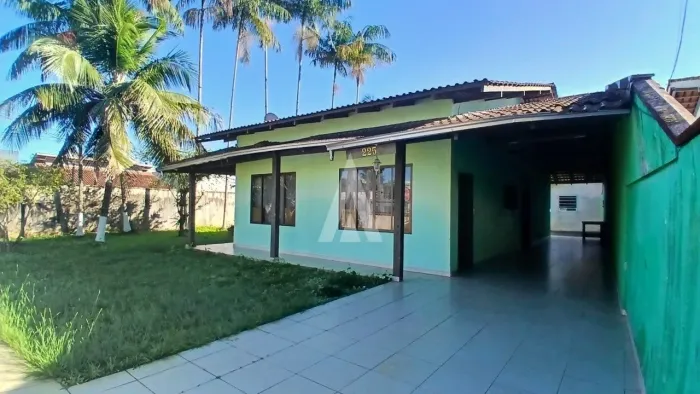 Terreno de 669,00m² à venda no bairro Costa e Silva em Joinville-SC por R$600.000,00.
