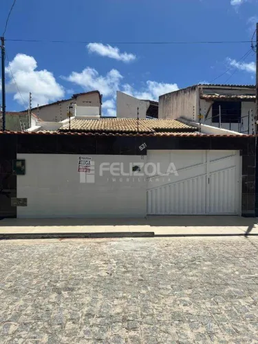 Casa Mobiliada para aluguel na Barra dos Coqueiros- sendo 4/4, sala, 2 WC social, cozinha,