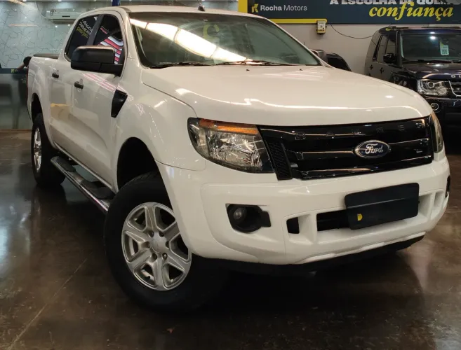 Ford Ranger XLS 2.5 16V 4X2 CD Flex 2016