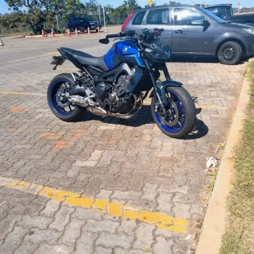 MT 09 1ºDONO ZERADA//MOTO DE PROCEDENCIA. Valor mínimo 60k.