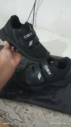 Estou vendendo um tênis infantil