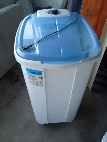 Tanquinho de lavar roupas newmaq