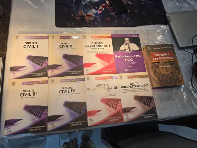 Livros concursos públicos diversos