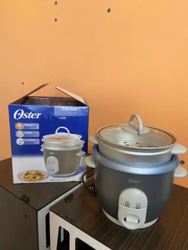 Panela Elétrica de Arroz Oster Facile