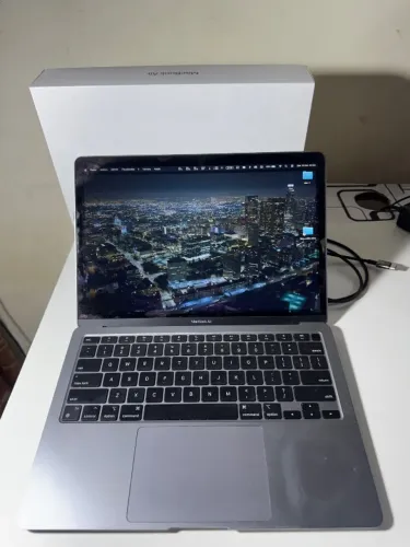 MacBook Air M1 2020