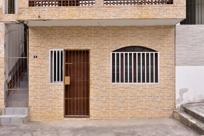 Casa em Alto Lage 2 Quartos Varanda OPORTUNIDADE