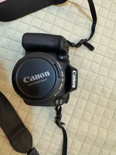 KIT CANON EOS 90D + 3 LENTES + FLASH CANON