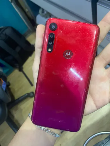 MOTO G8 PLAY