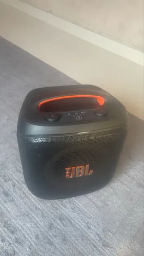 Caixa JBL