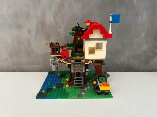 LEGO Creator 31010 - Treehouse 