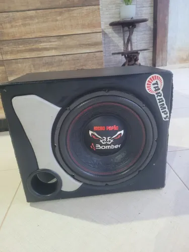 Caixa de grave bomber bicho papao 400wrms