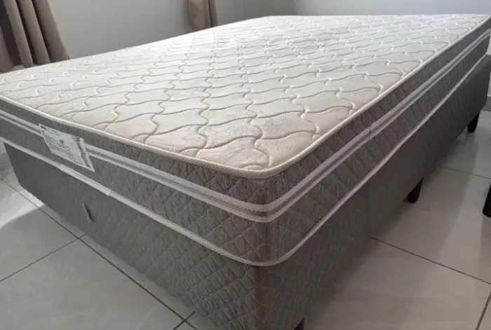 CAMA BOX CASAL MOLAS ENSACADAS 