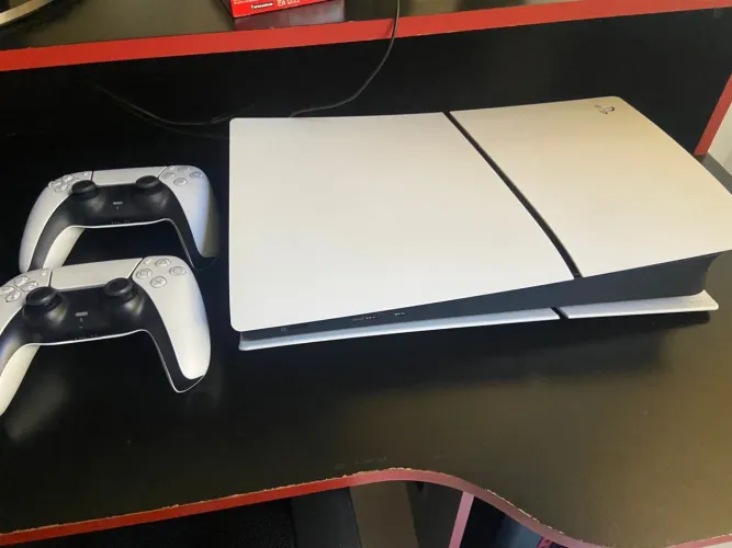 PS5 ASTRO BOLT 825GB