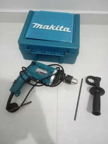 Furadeira Makita HP 1630