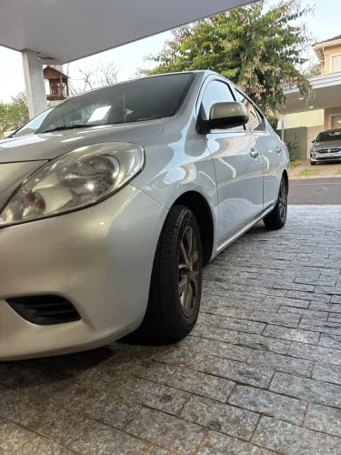 Nissan Versa SV 1.6 16V Flex Fuel 4P Mec. 2012