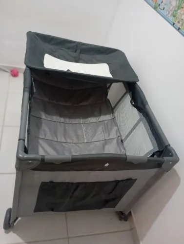 Berço portátil usado 
