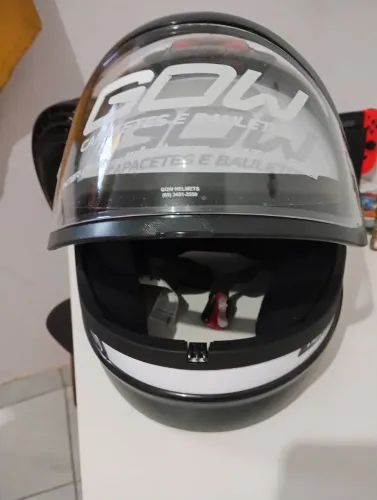 Capacete novo