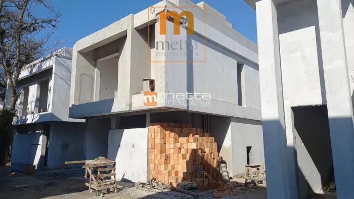 Casa de Condomínio à Venda em Santo Antônio de Lisboa, Florianópolis - SC