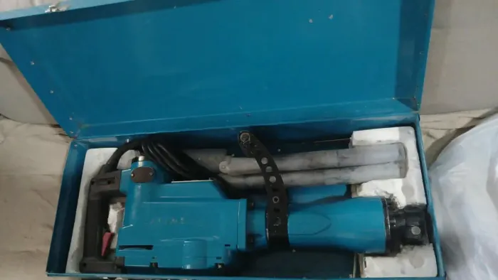 Vendo Martelete 20kg Makita