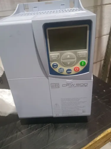 Inversor de frequência Weg CFW500