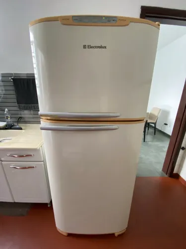 Geladeira Electrolux Frost Free 