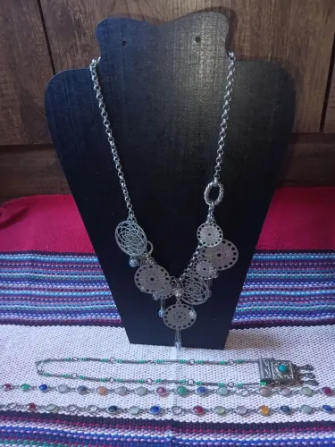 Kit 3 colares feminino estilosos Boho chic prata velha