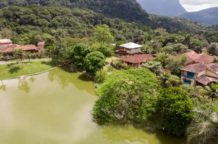 Casa Linear - 717 m² - 2 quartos - Condomínio Alpha 1 do Limoeiro - Guapimirim