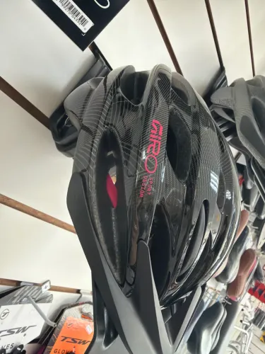 Capacete Giro 