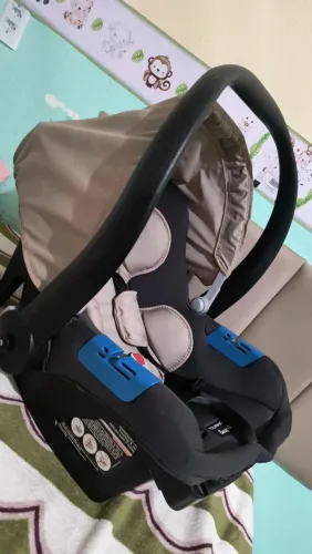 Bebê conforto Burigotto 