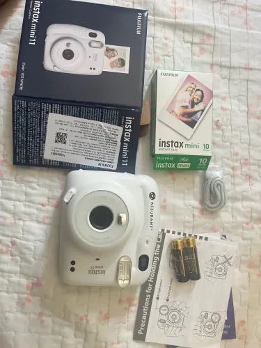 Polaroid mini 11