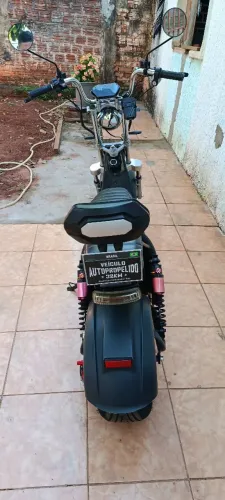 Vendo ou troco por carro