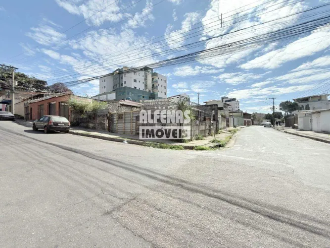Lote à venda no Bairro RIACHO DAS PEDRAS