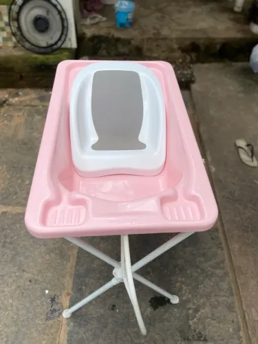 Banheira de Bebê Rosa com Suporte Galzerano