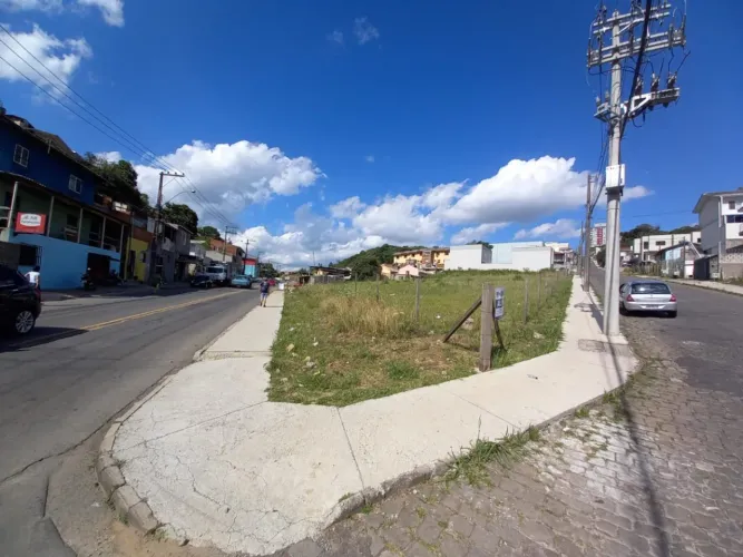CAXIAS DO SUL - Terreno Padrão - FÁTIMA