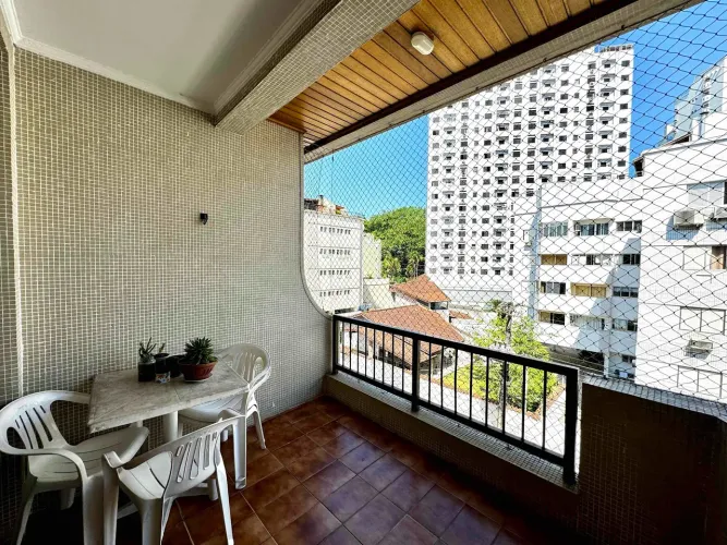 Apartamento 3 dormitórios 1 suíte à Venda na Astúrias no Guarujá | QVista Inteligência Imo