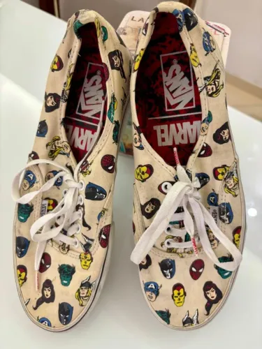 Vans Vingadores 
