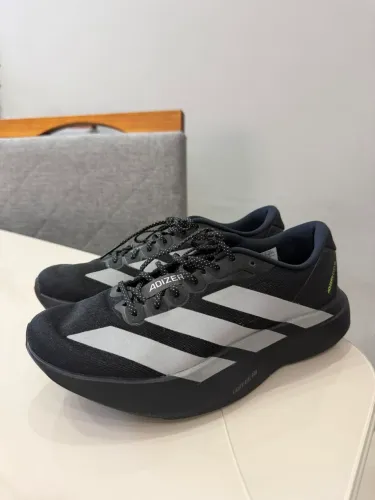 Tênis adidas evo sl 38