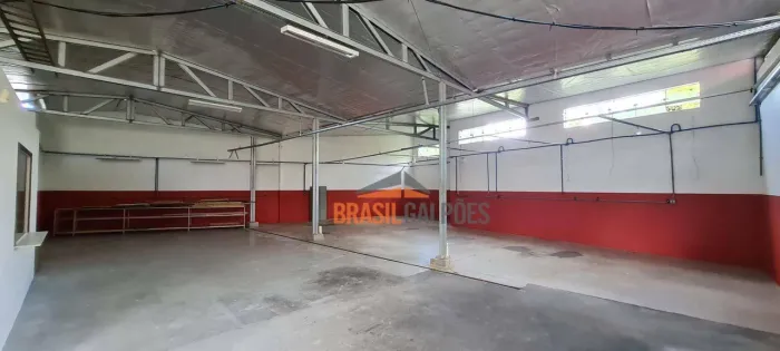 Galpão para locação com 261m², Bairro Fidélis - Blumenau/SC.